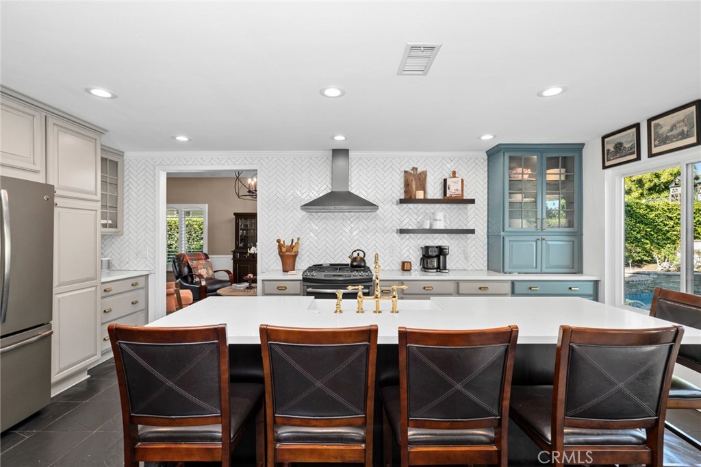 5850 Via Del Bisonte