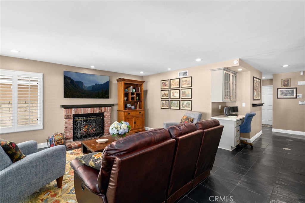 5850 Via Del Bisonte