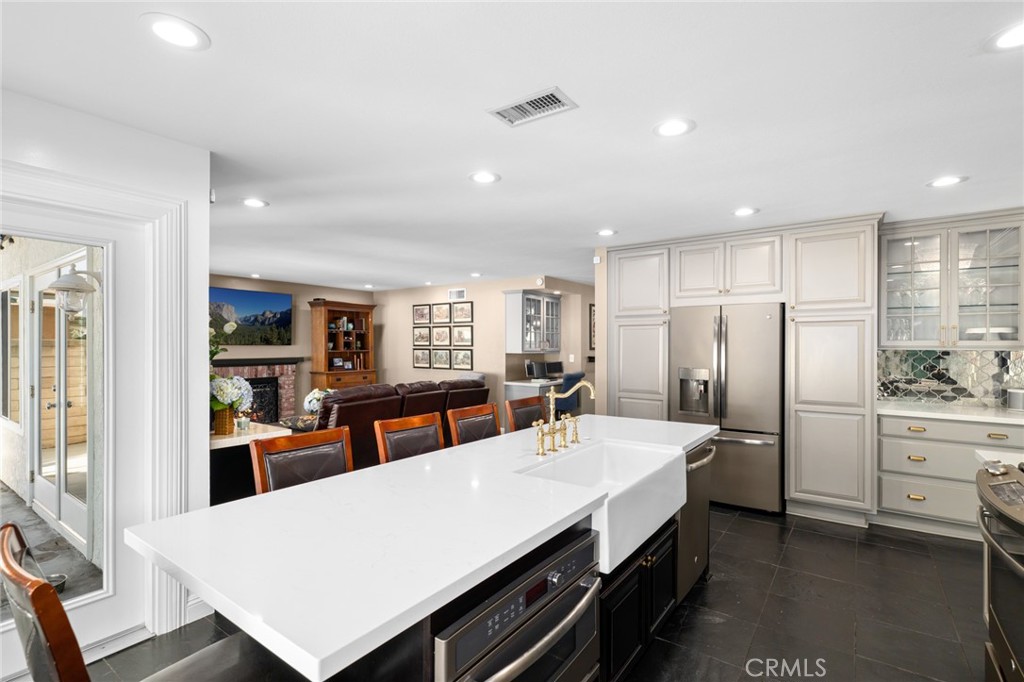 5850 Via Del Bisonte