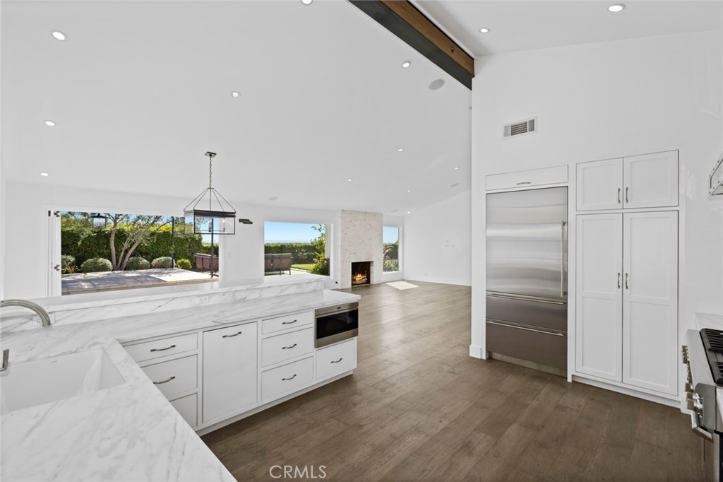 734 Cameo Highlands