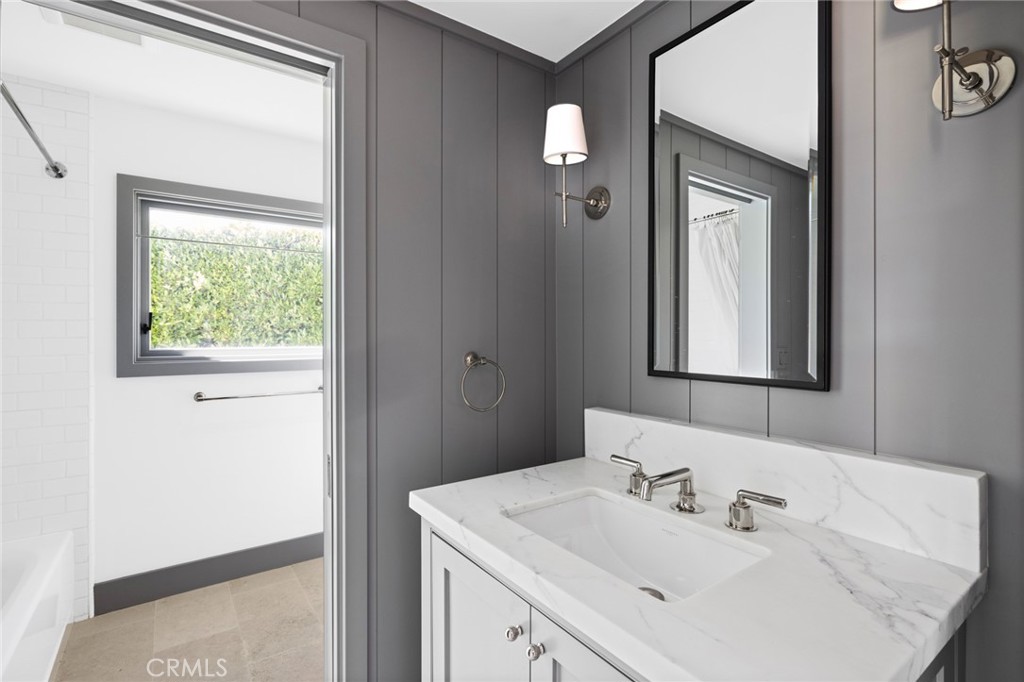 734 Cameo Highlands