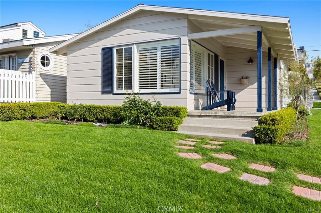 600 Poinsettia Avenue