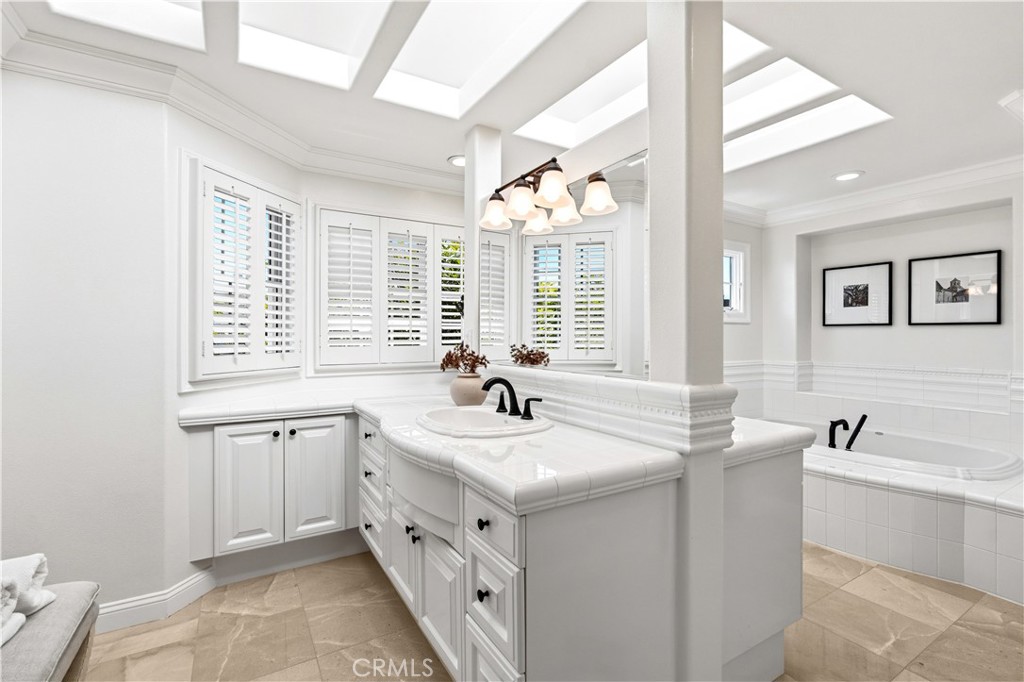 5 Cape Woodbury