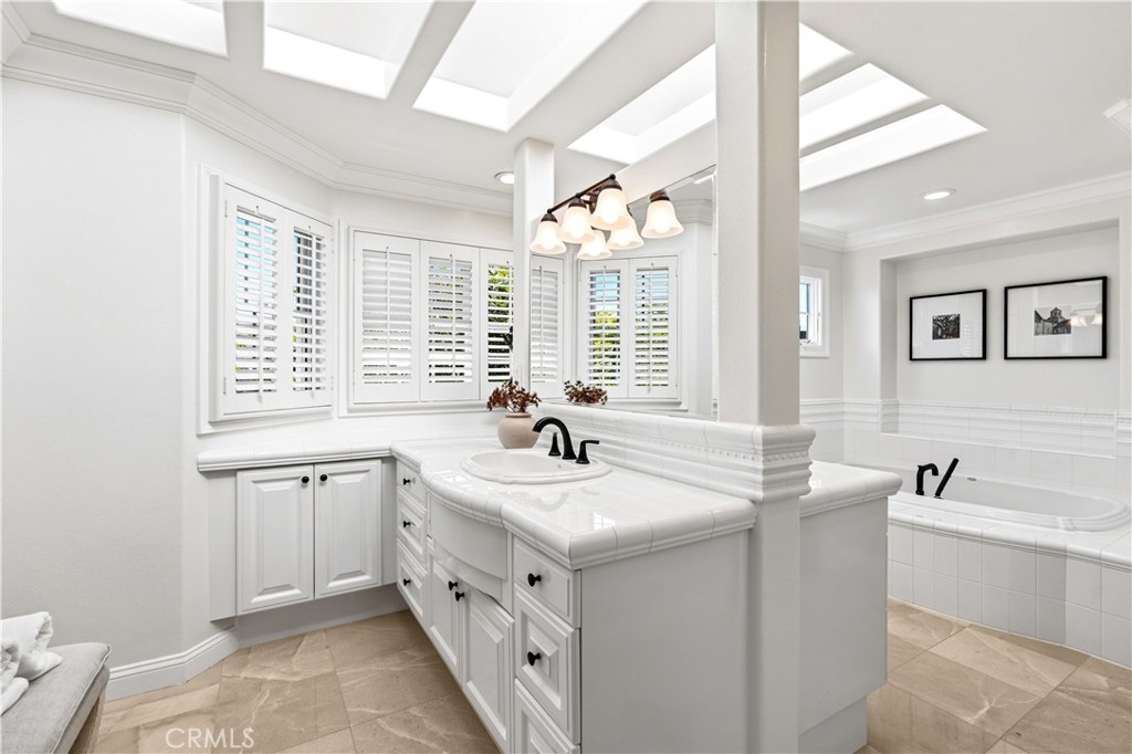 5 Cape Woodbury