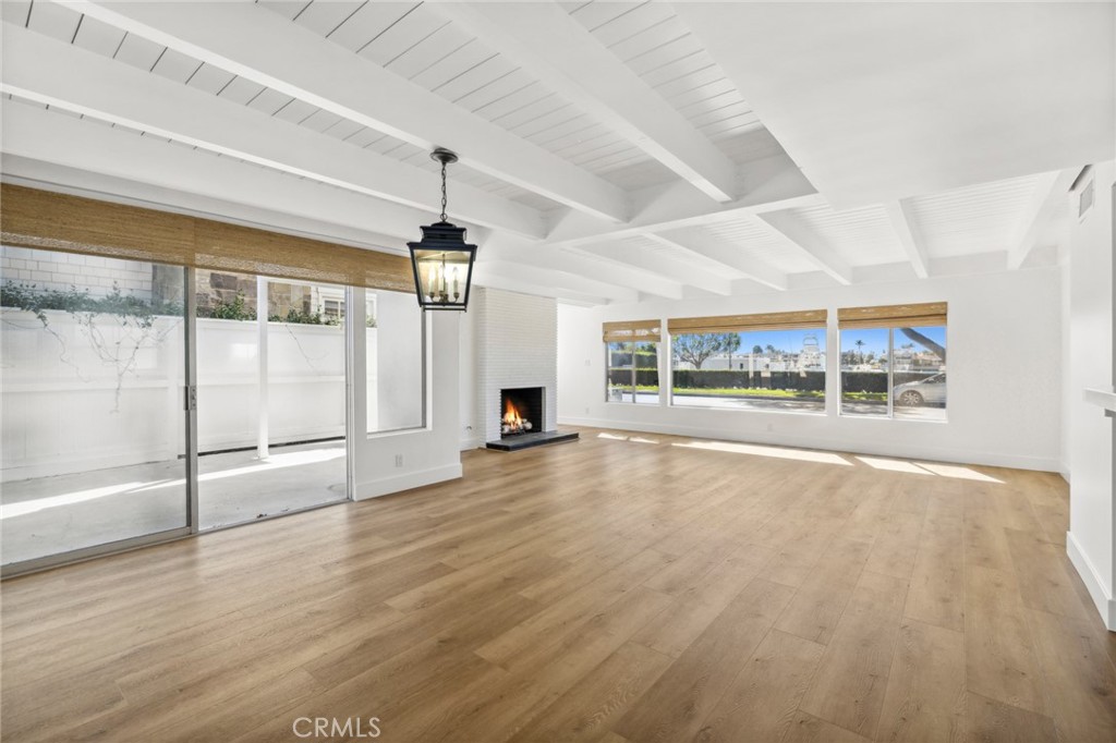 2551 Bayshore Drive
