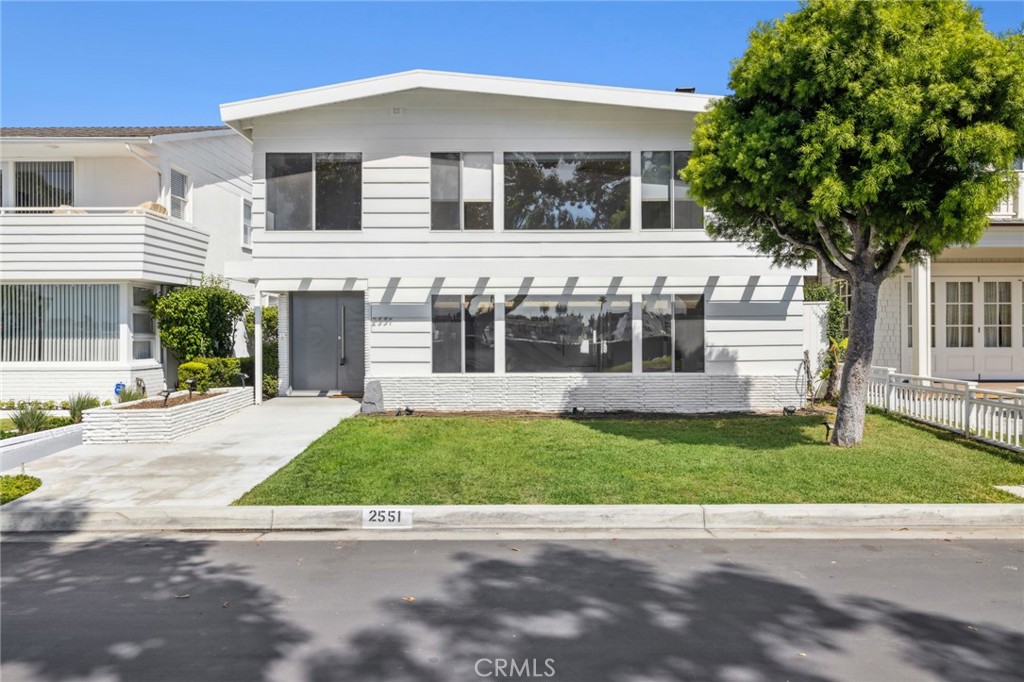 2551 Bayshore Drive