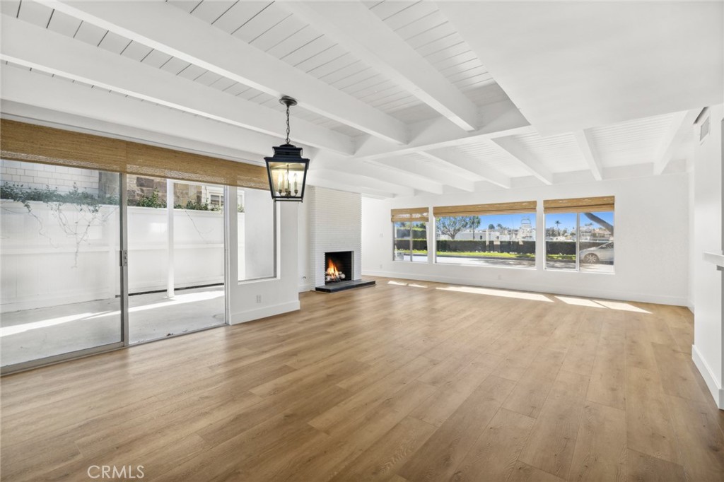 2551 Bayshore Drive