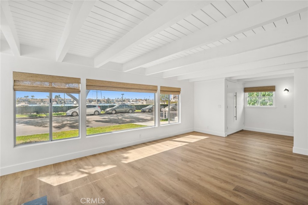 2551 Bayshore Drive
