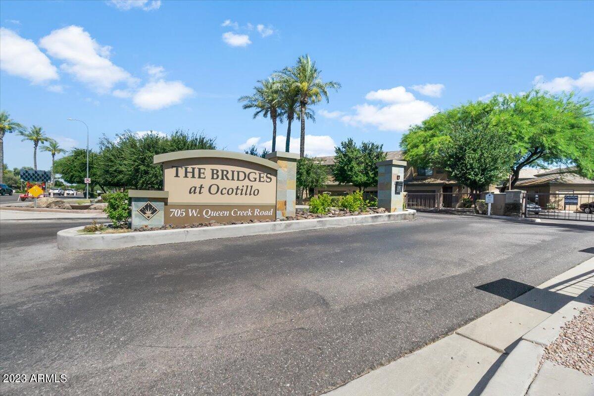 705 W QUEEN CREEK Road Unit: 1202
