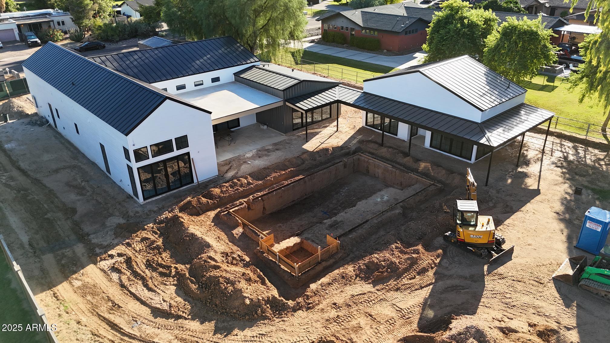 5226 E SWEETWATER Avenue, Scottsdale