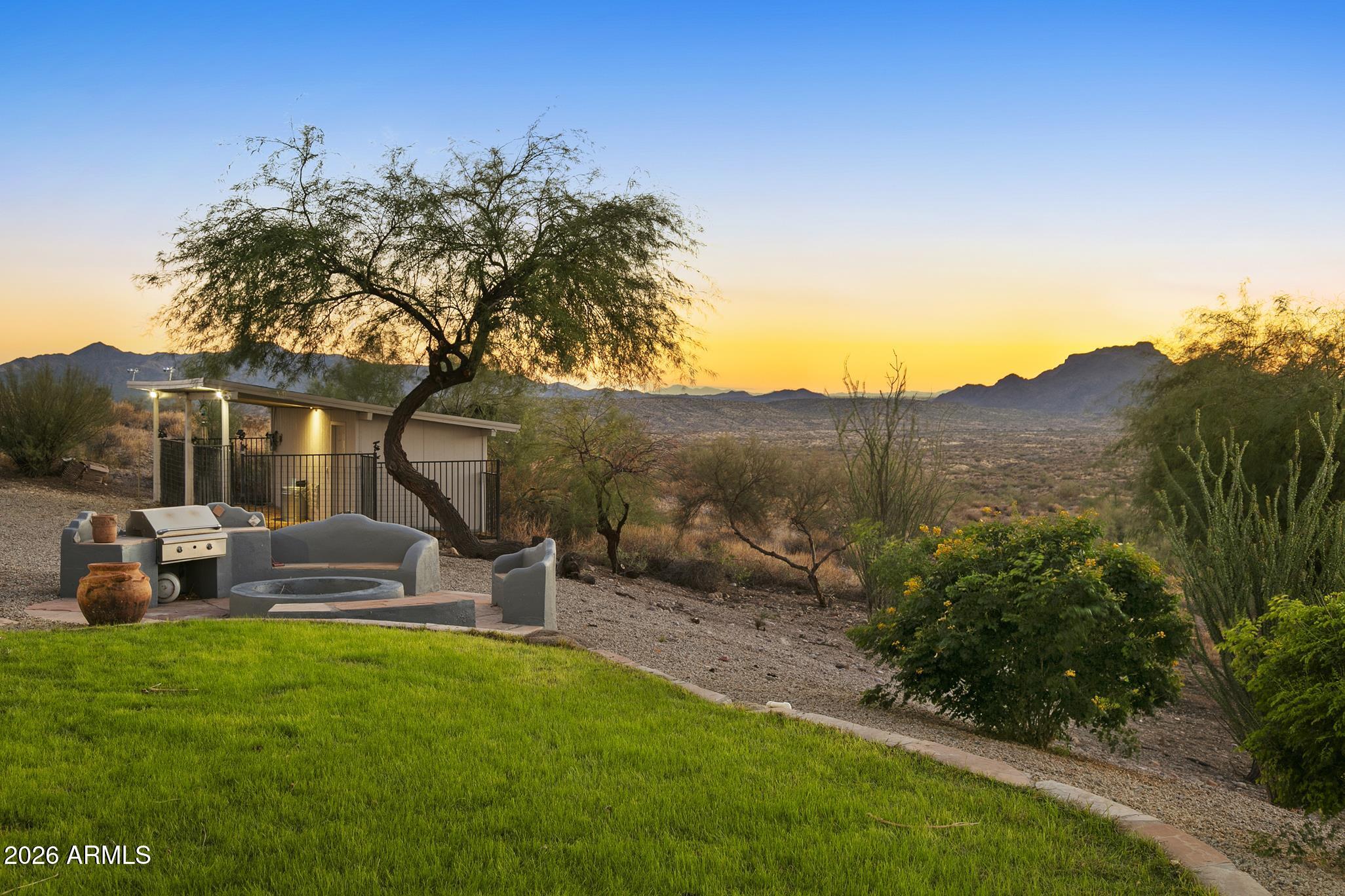 21615 E THIRSTY EARTH Trail