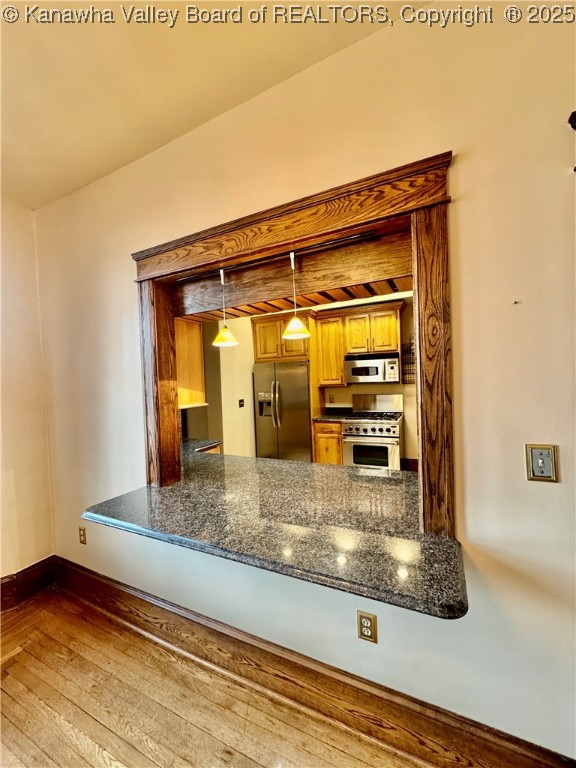1313 Lee Street 102A