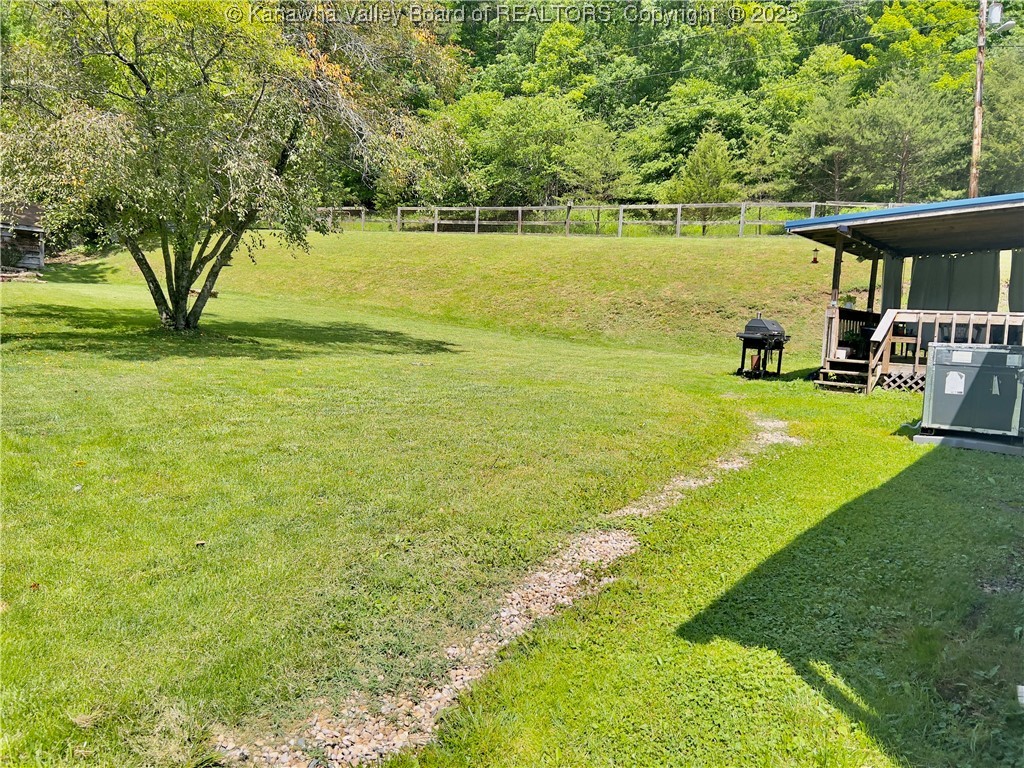 1738 Woods Drive