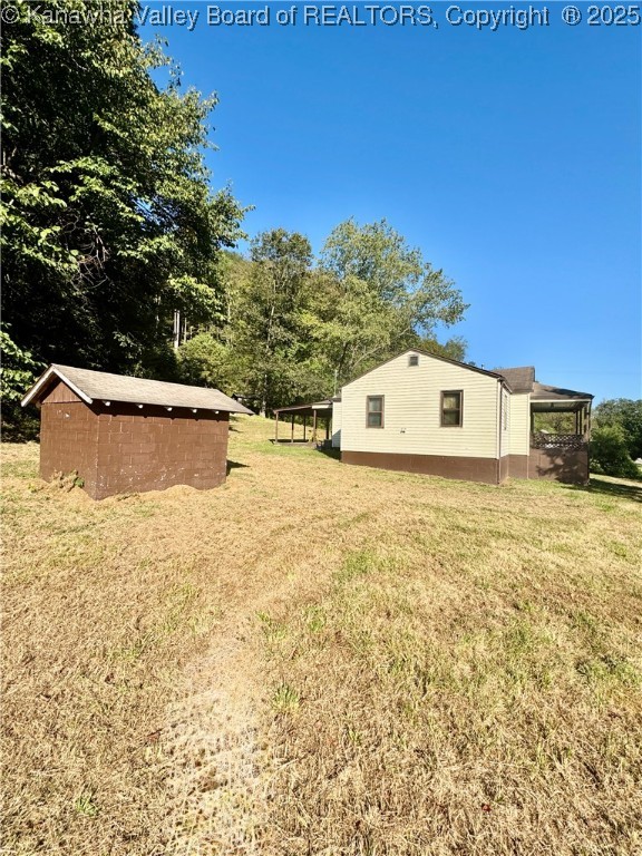 572 McClellan Highway