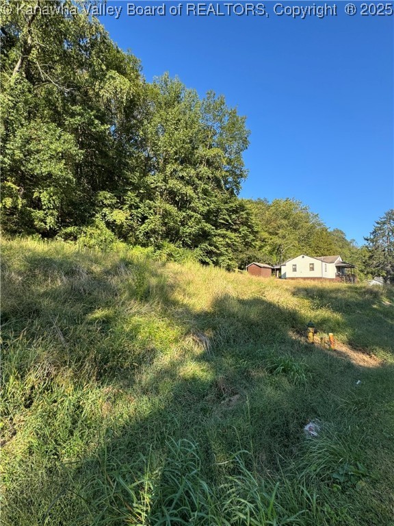 572 McClellan Highway