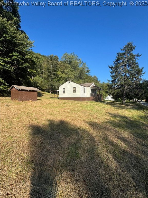 572 McClellan Highway