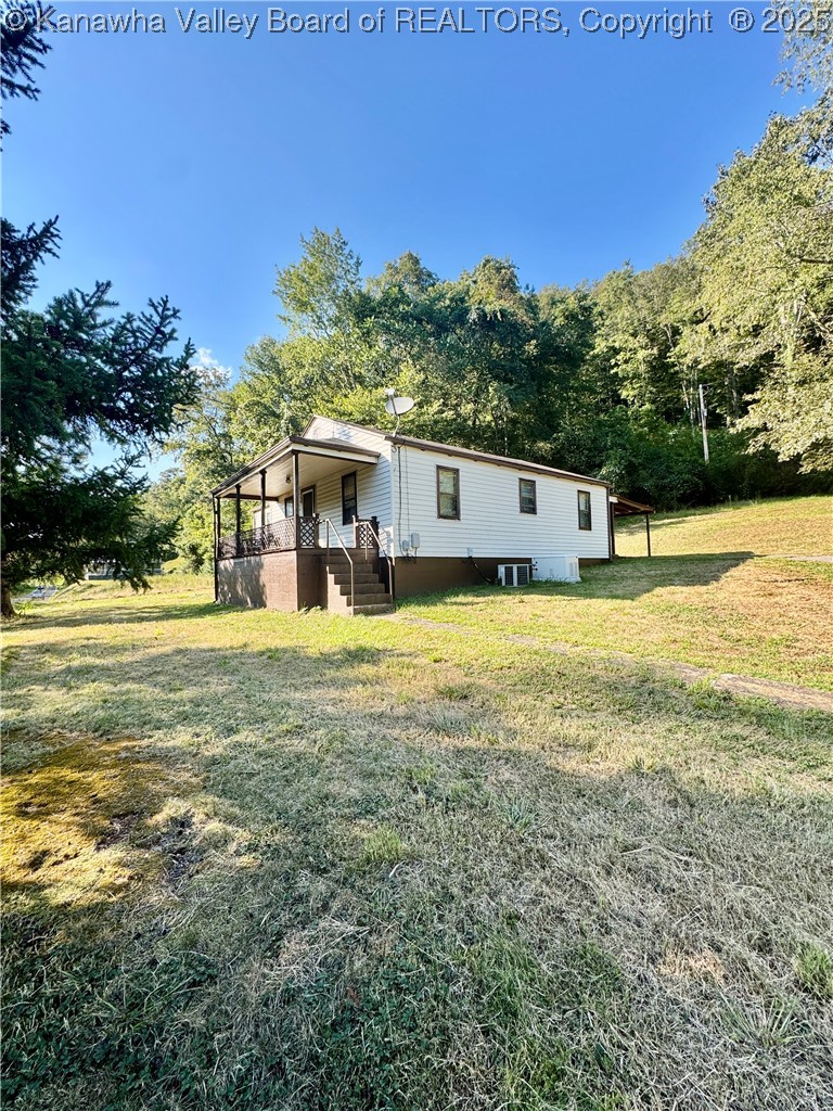 572 McClellan Highway