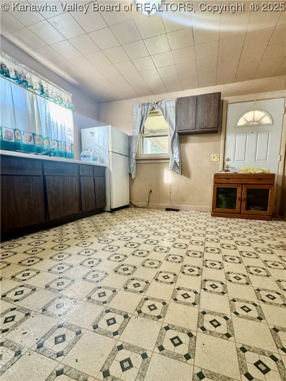 572 McClellan Highway