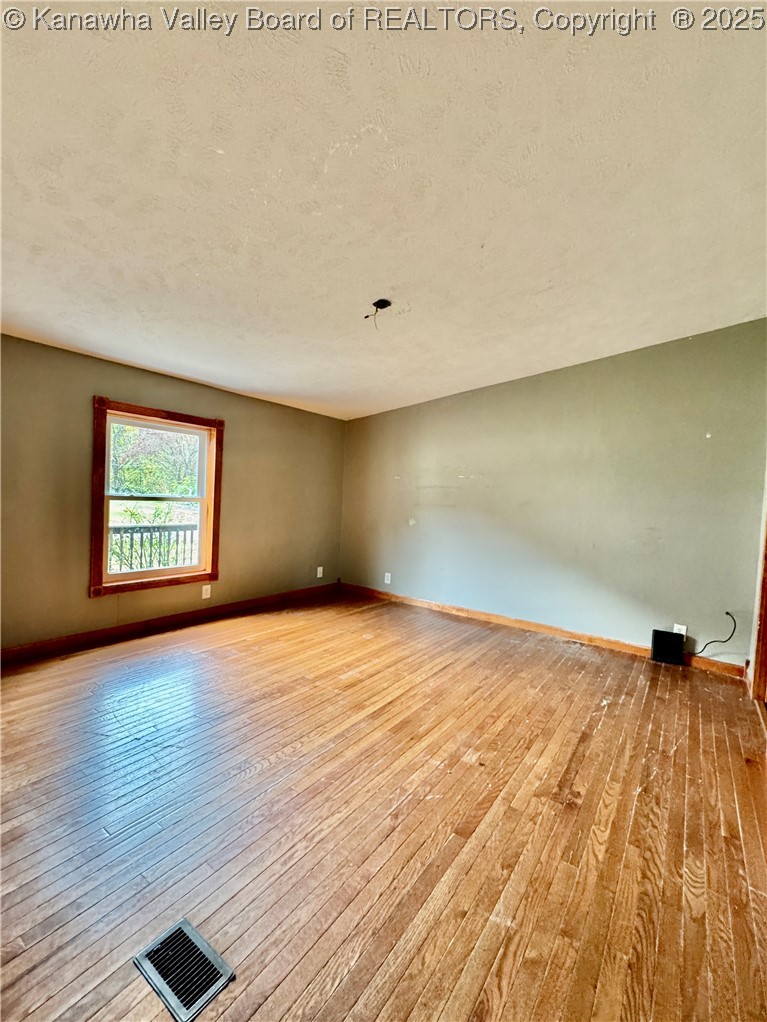 64 Greenleaf Lane