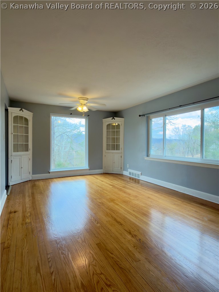 810 Dinden Drive
