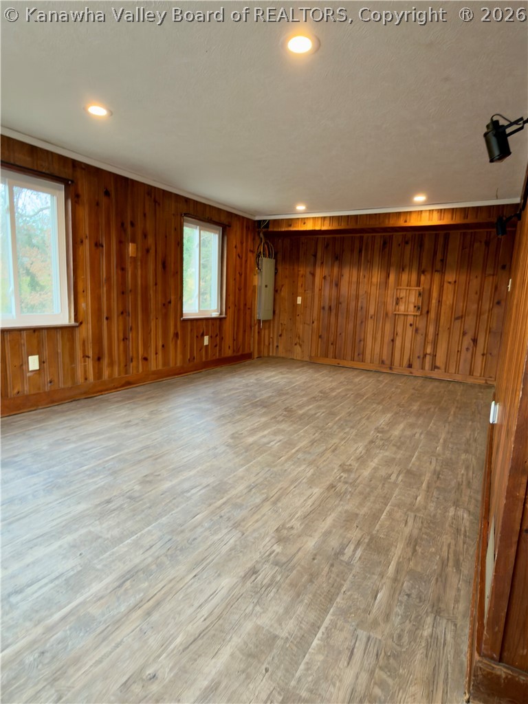 810 Dinden Drive