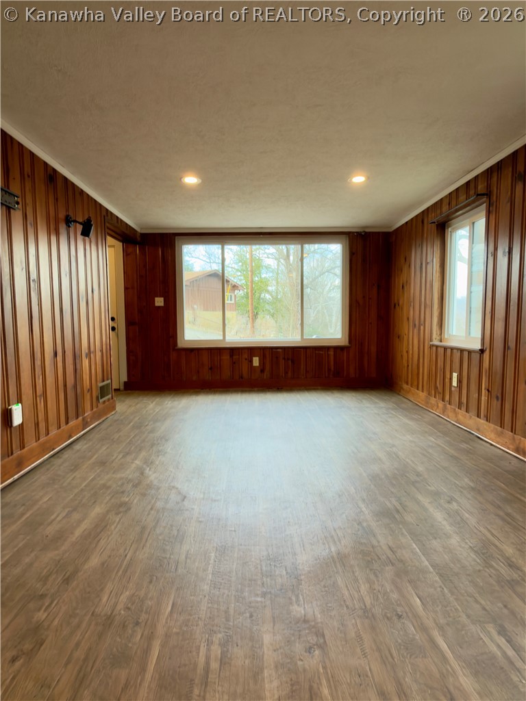 810 Dinden Drive