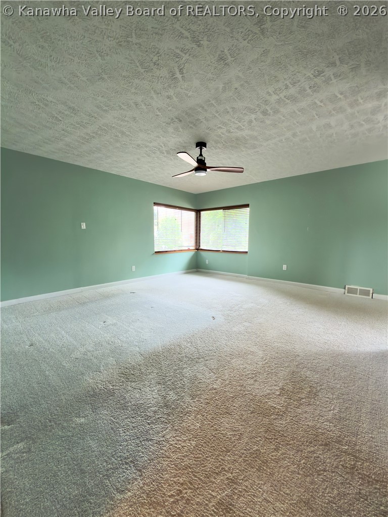 3915 Virginia Avenue