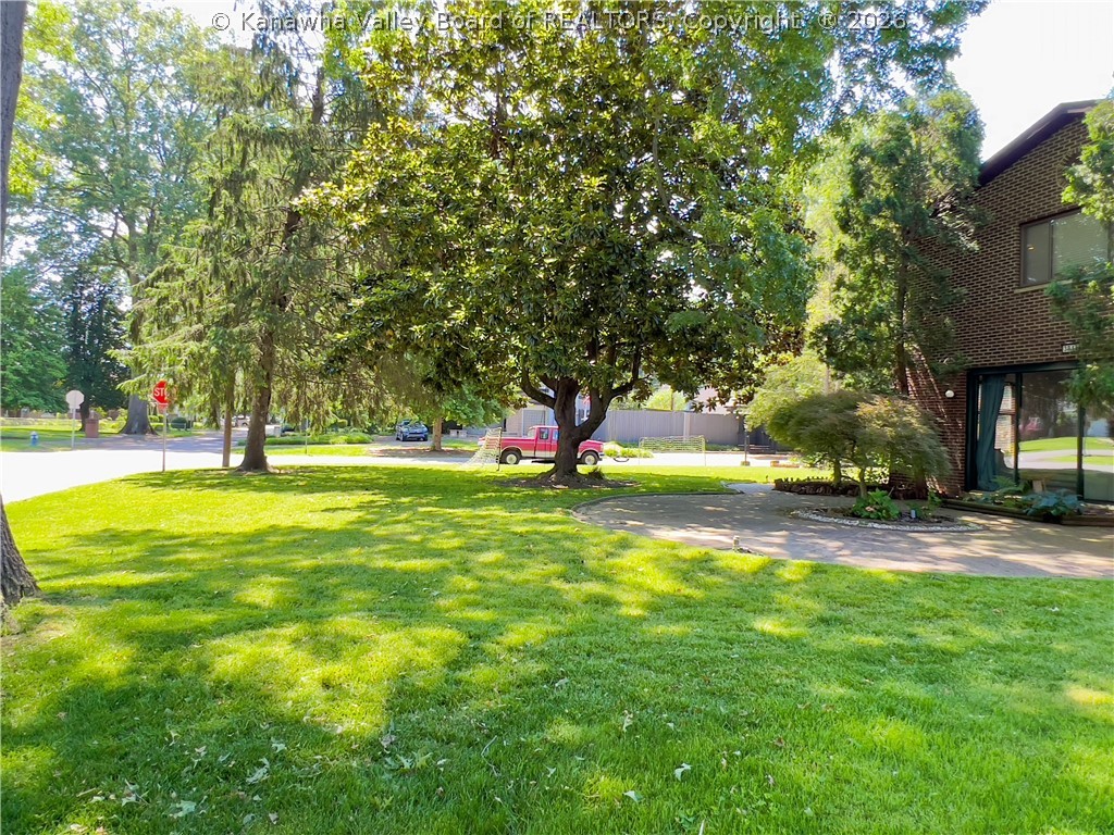 3915 Virginia Avenue