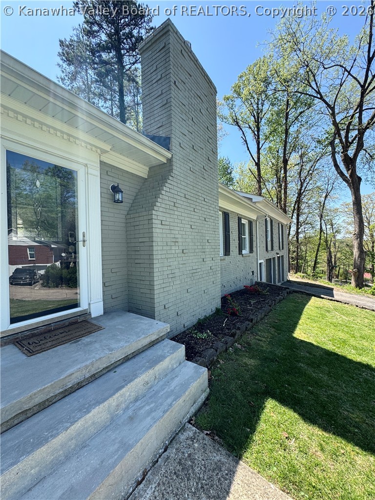 1302 Alva Drive