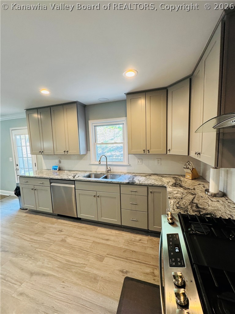 1302 Alva Drive
