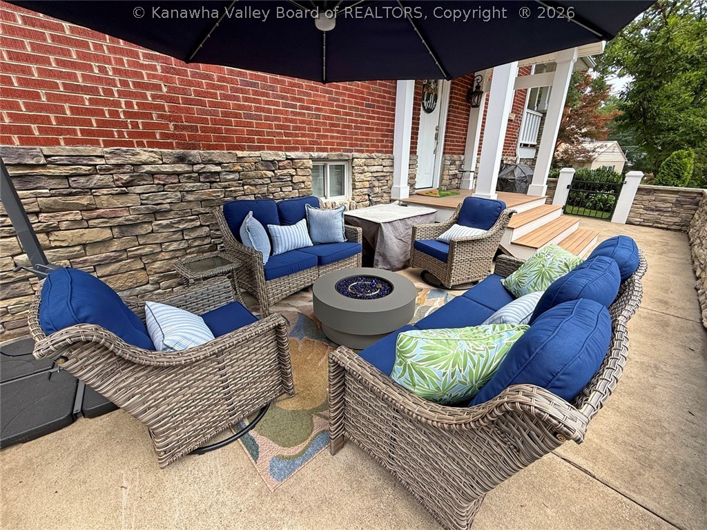617 Fort Hill Drive