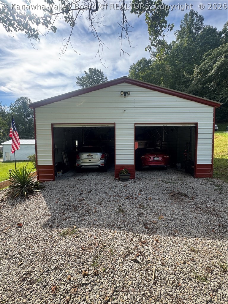 1302 Main Hewett Creek Road