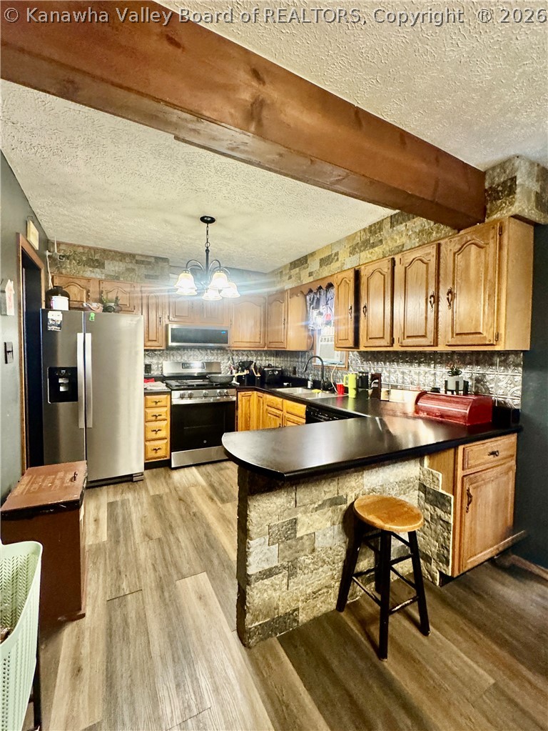 1302 Main Hewett Creek Road