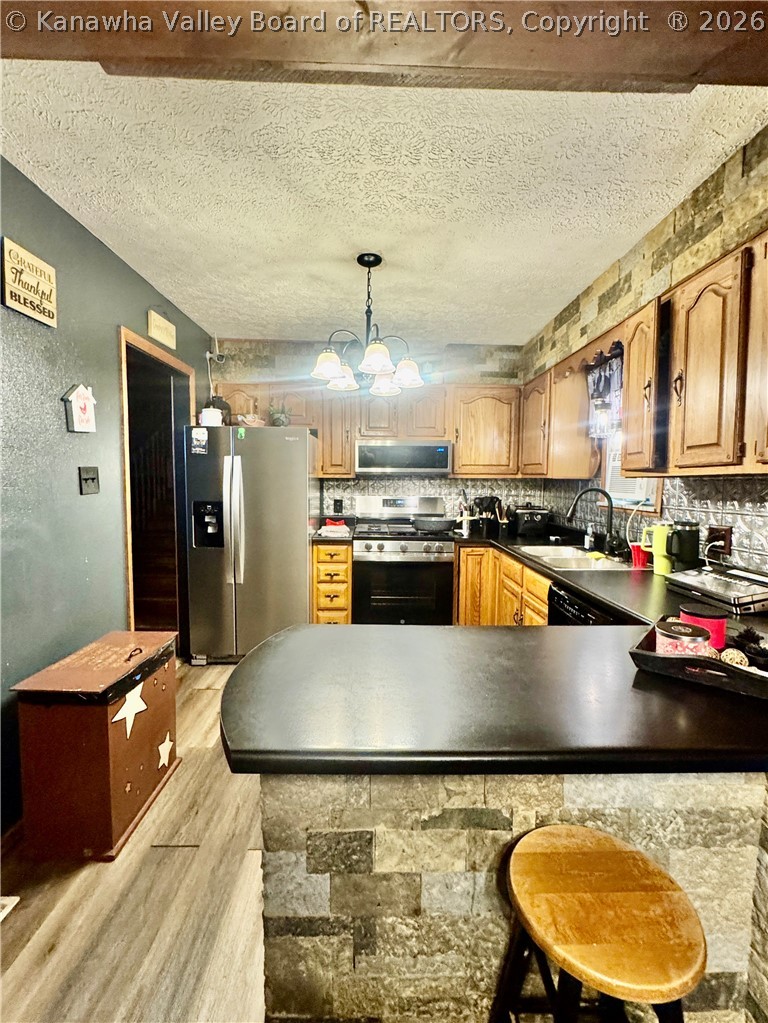 1302 Main Hewett Creek Road