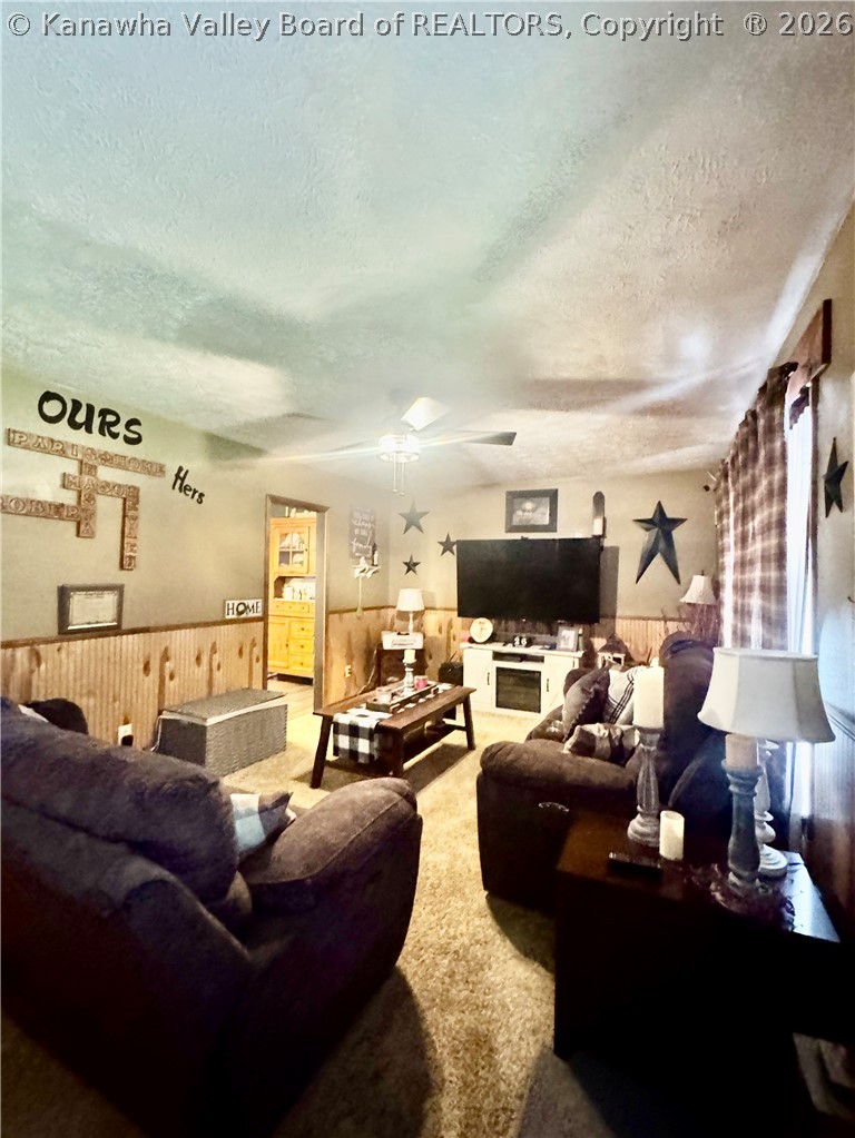 1302 Main Hewett Creek Road