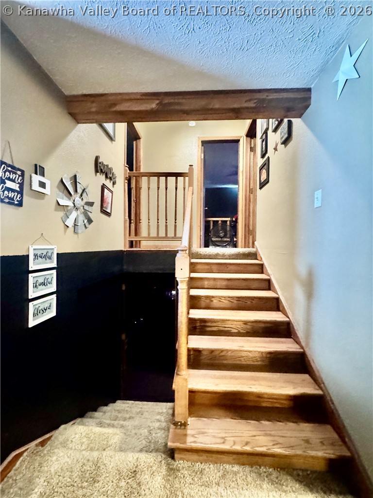1302 Main Hewett Creek Road