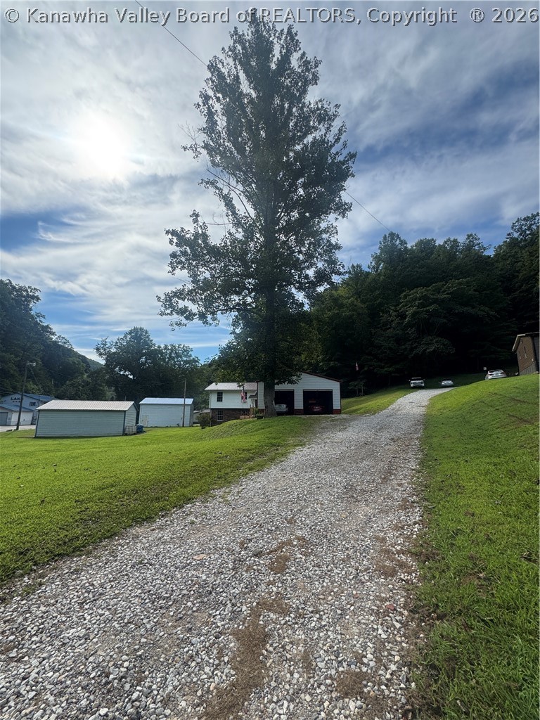 1302 Main Hewett Creek Road