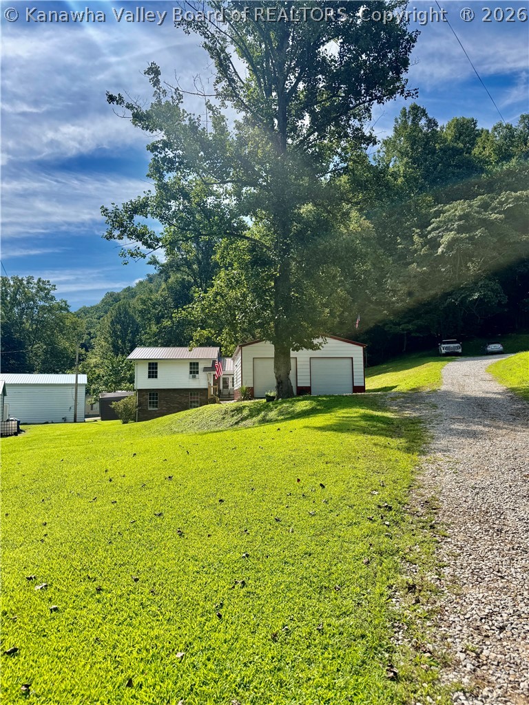 1302 Main Hewett Creek Road