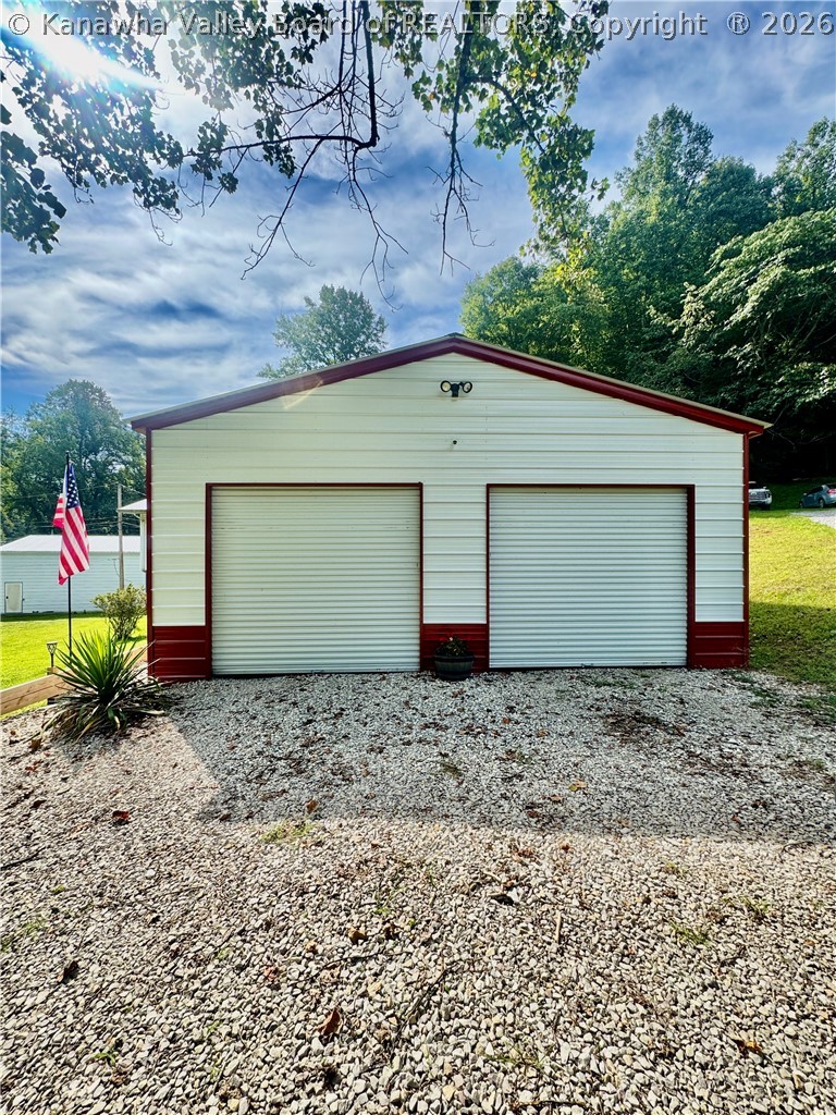 1302 Main Hewett Creek Road