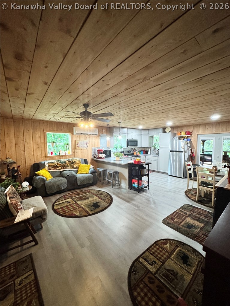 3822 Elk River Road