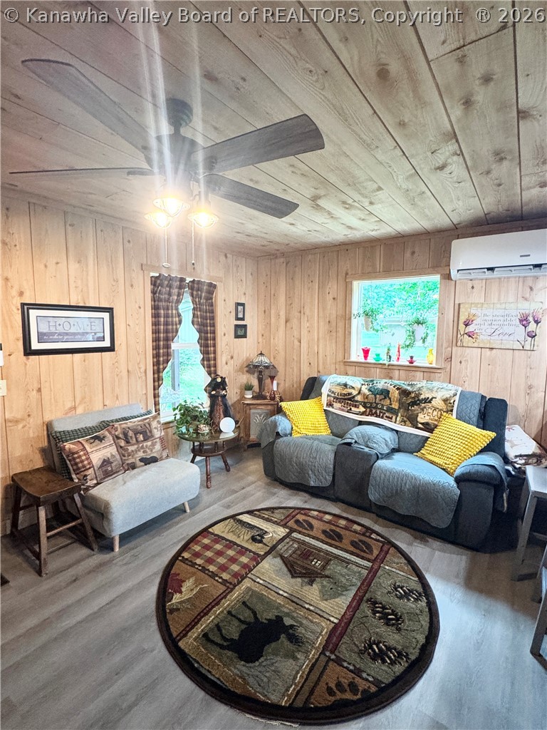 3822 Elk River Road