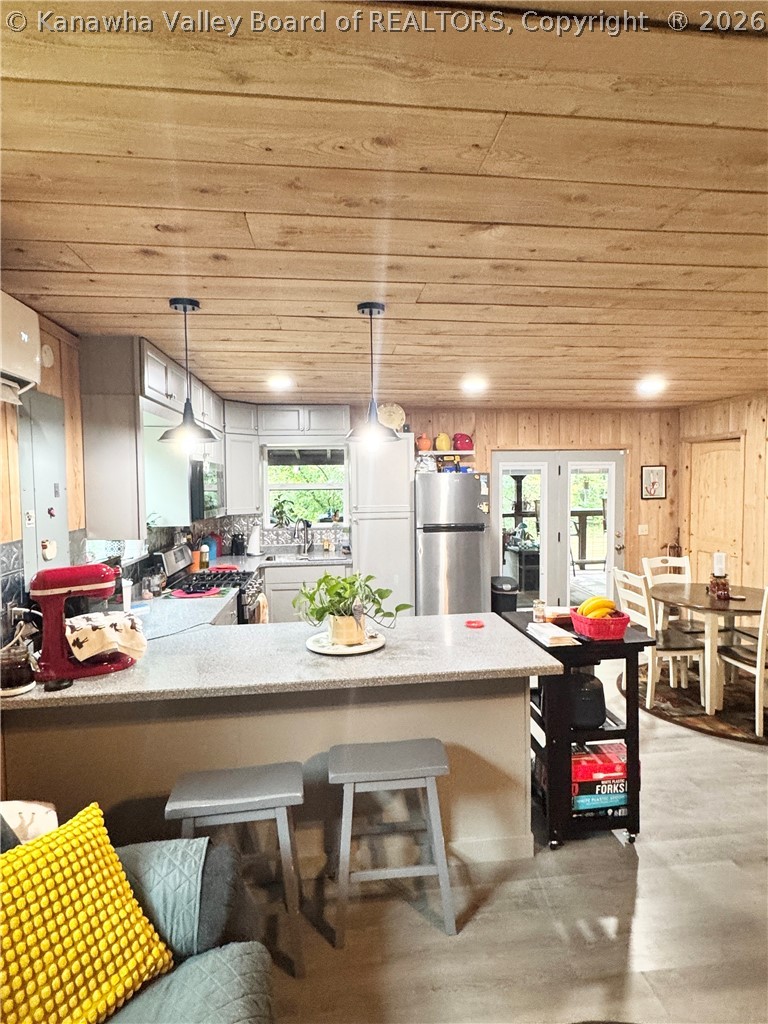 3822 Elk River Road