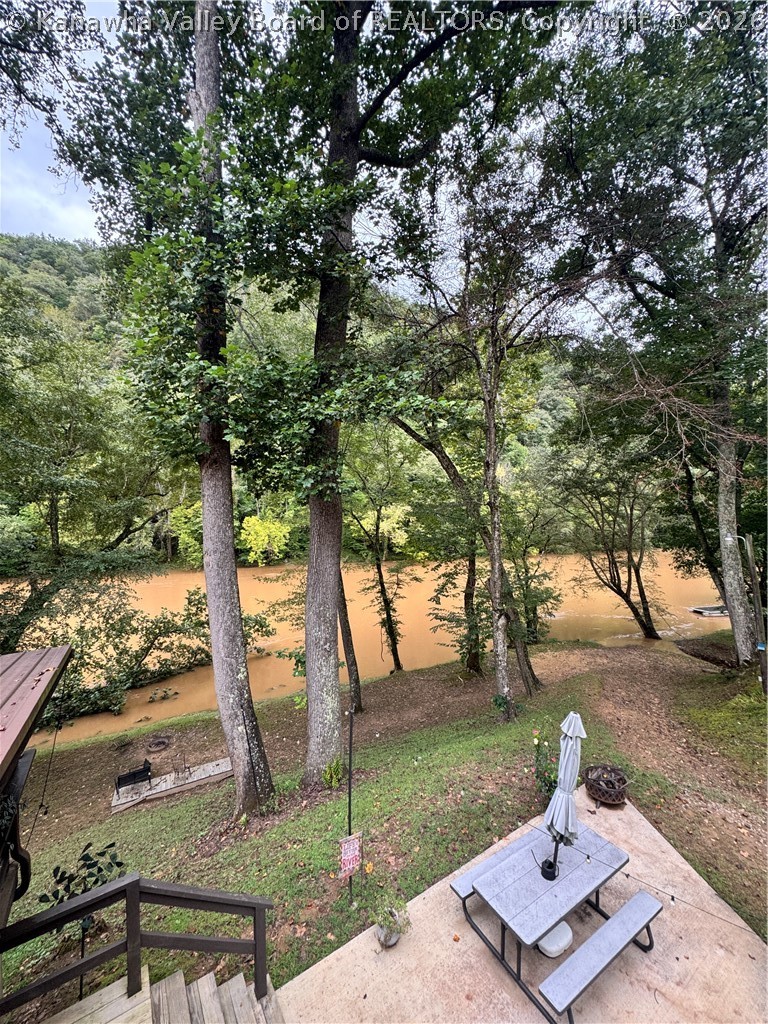 3822 Elk River Road