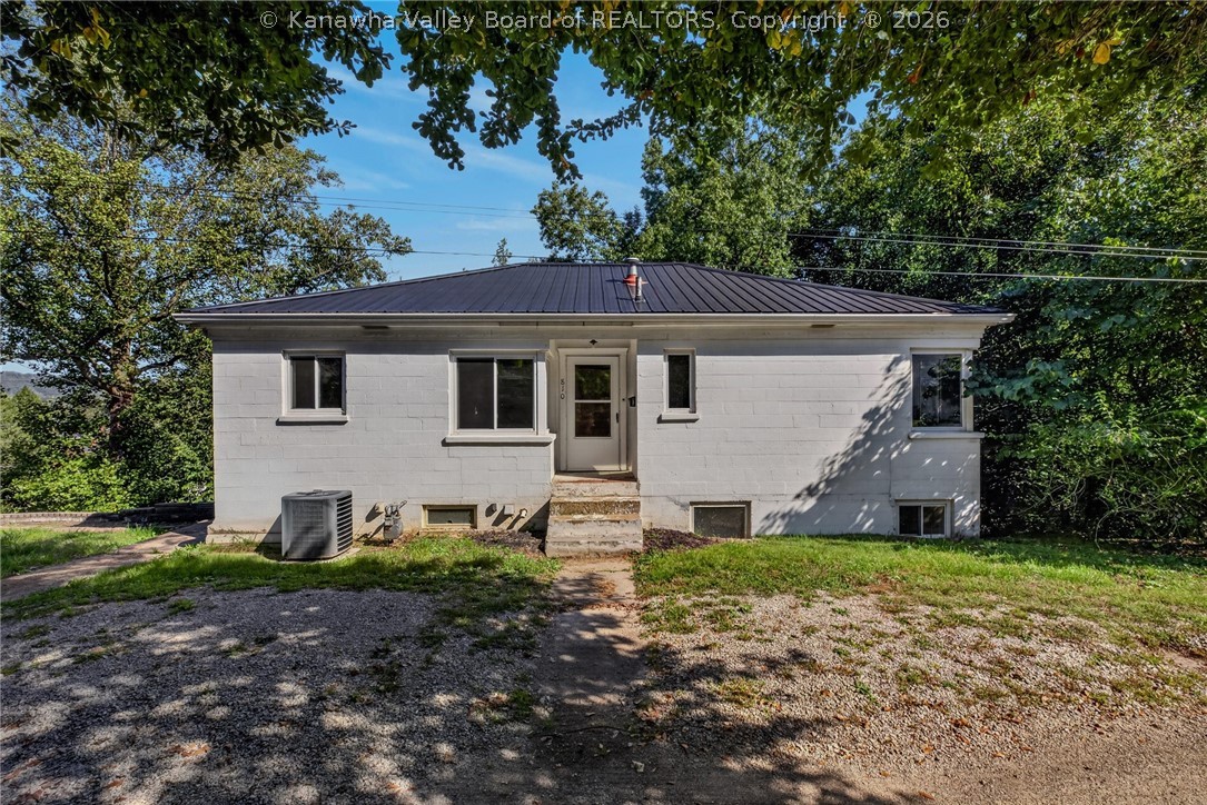 810 Dinden Drive