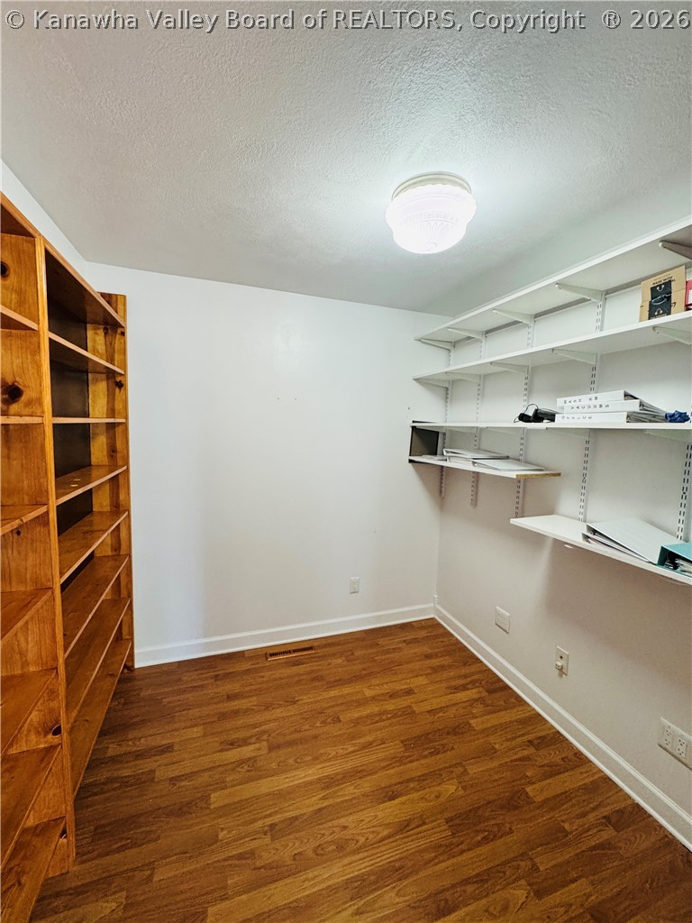 118 Oakwood Road