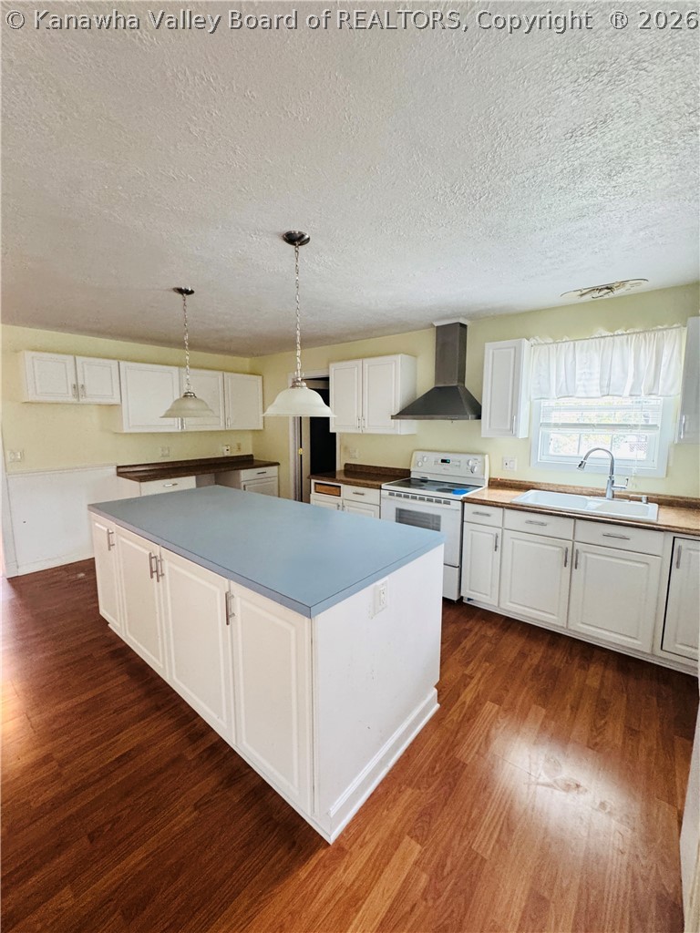 118 Oakwood Road