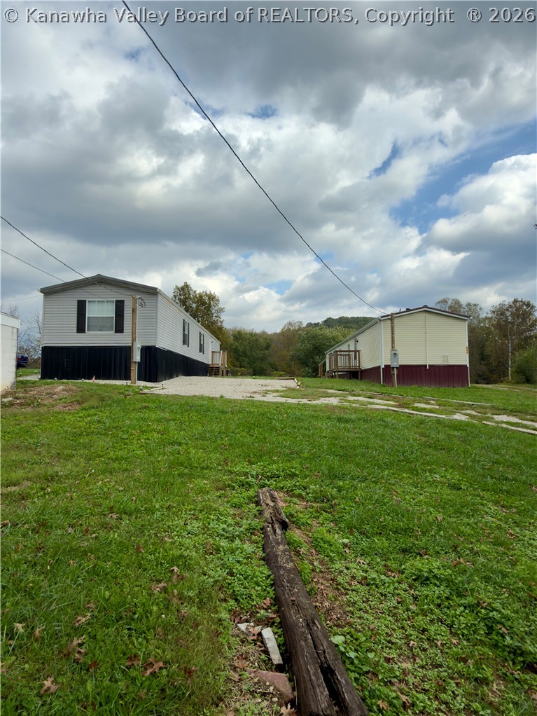 1422 Strawberry Road