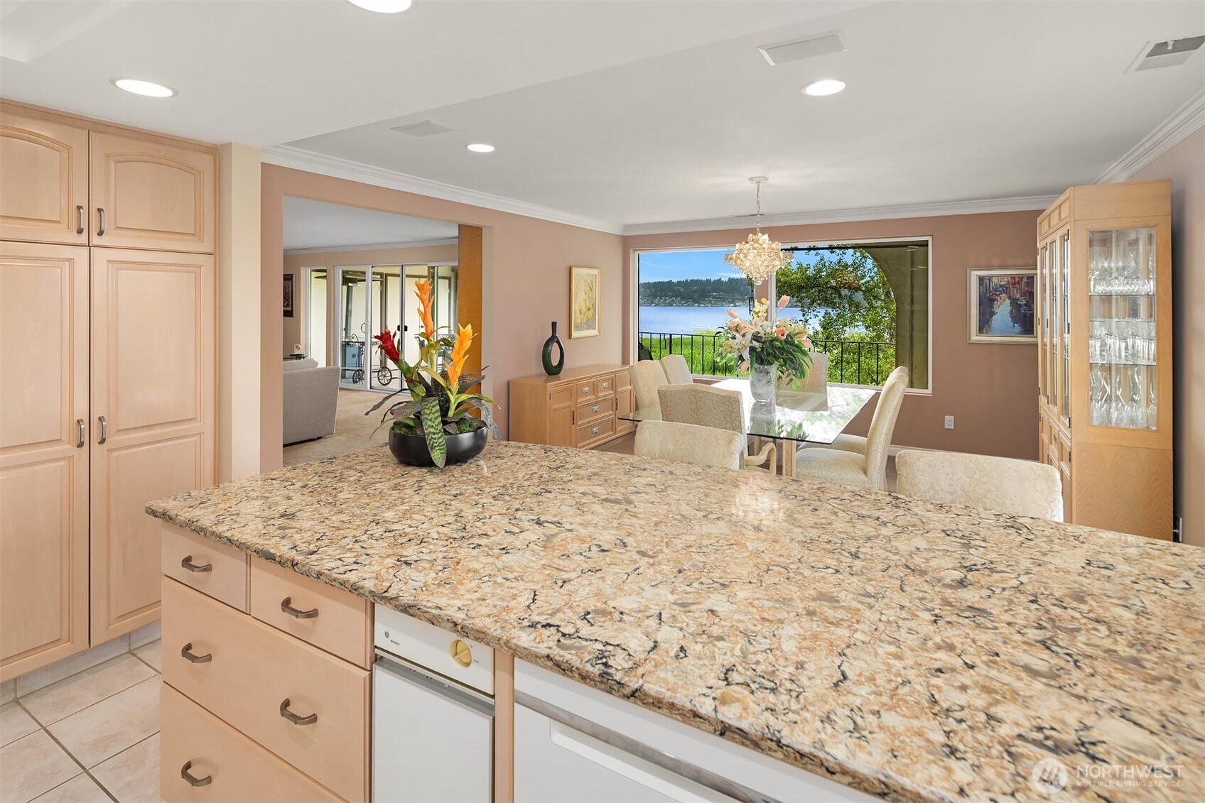 16925 Inglewood Road NE Unit: B307