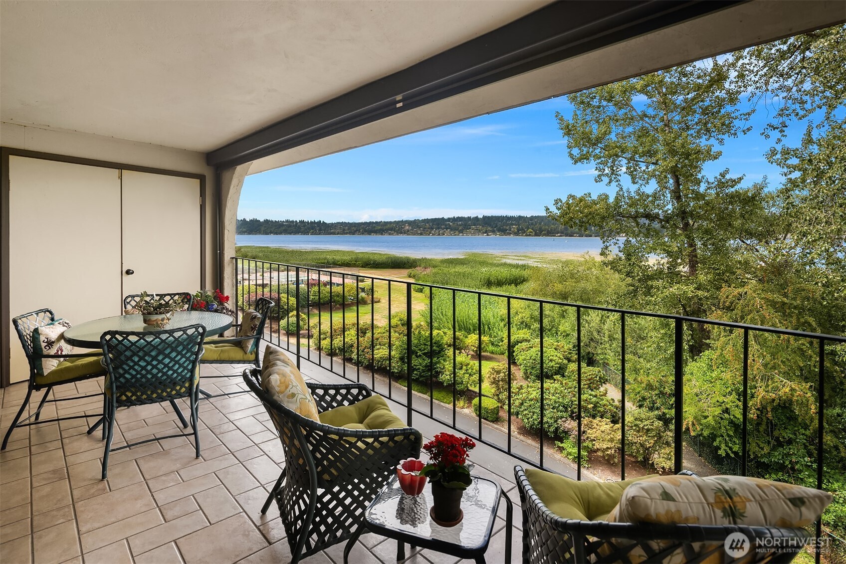 16925 Inglewood Road NE Unit: B307