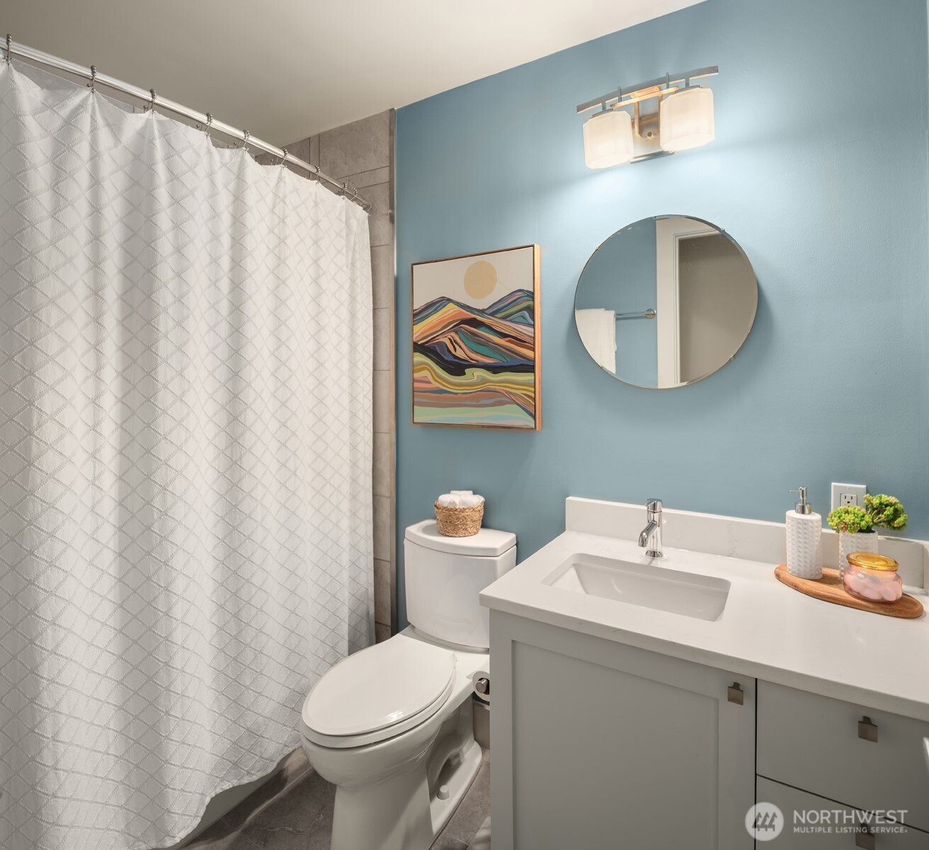 7300 Woodlawn Avenue NE Unit: 401